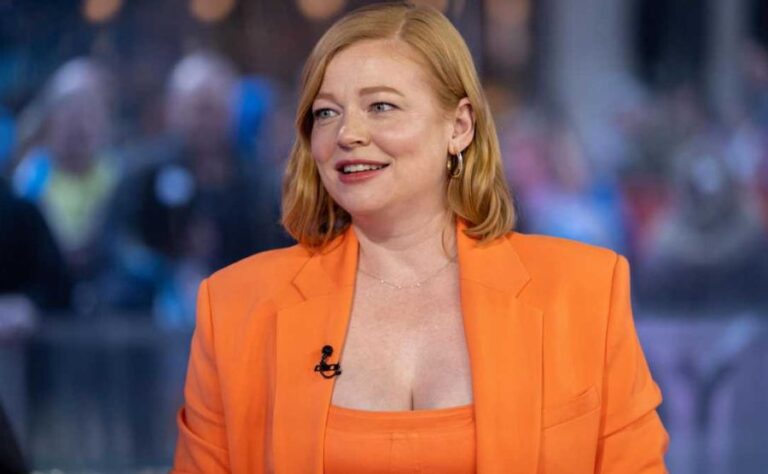 Sarah Snook Weight: How Much Does the Actress Weigh? 