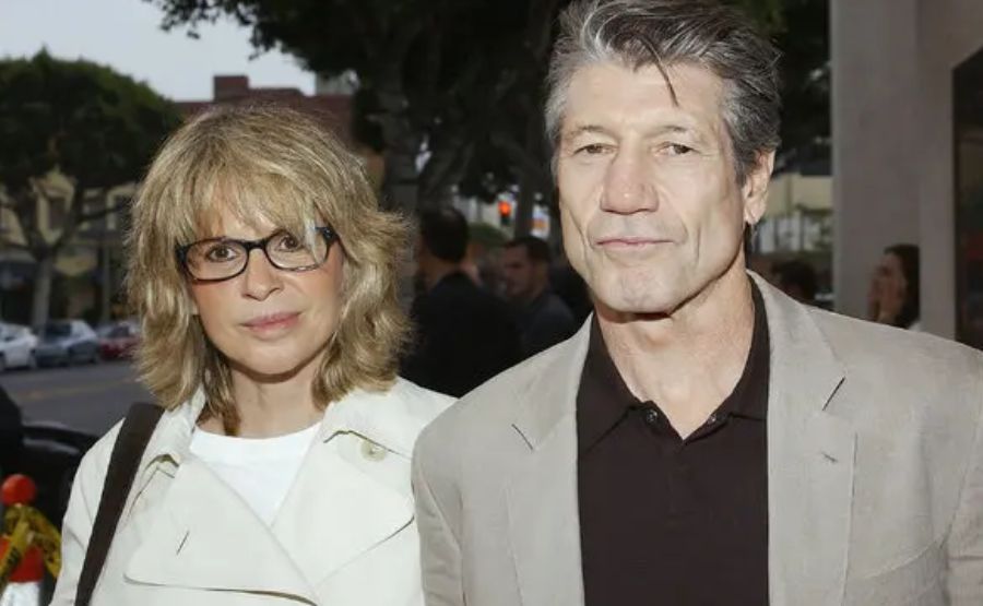 Marie-France Ward: The Private Woman Who Stood Beside a Hollywood Veteran