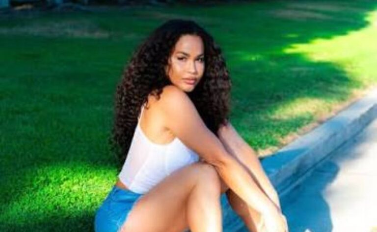 Rosa Acosta: From the Ballet Stage in Santiago to the Covers of America