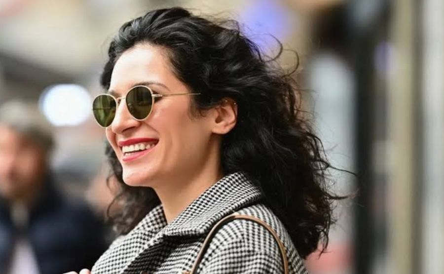 Elena Moussa Height: Discover Her Height, Fashion Career, and Life in the Spotlight 