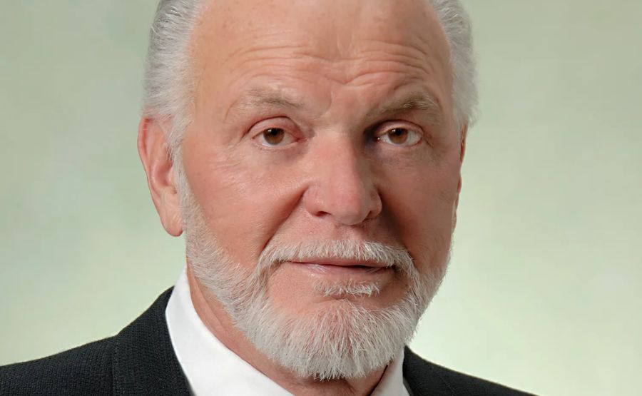 Denny Elwell Net Worth: How He Built His Wealth and Achieved Financial Success